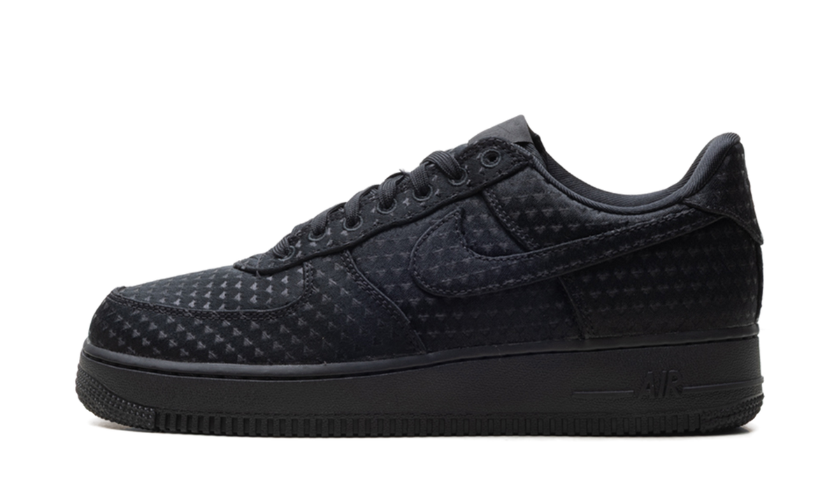 Nike Air Force 1 Low Valentine's Day Triple Black (2026) (W)