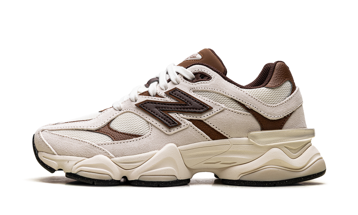 New Balance 9060 Breakfast Tea Angora