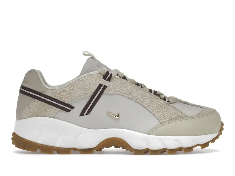 Nike Air Humara LX Jacquemus Light Bone Gold (W)
