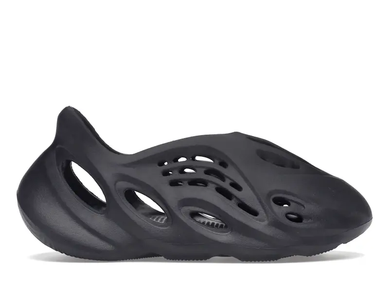 Yeezy Foam RNNR Onyx
