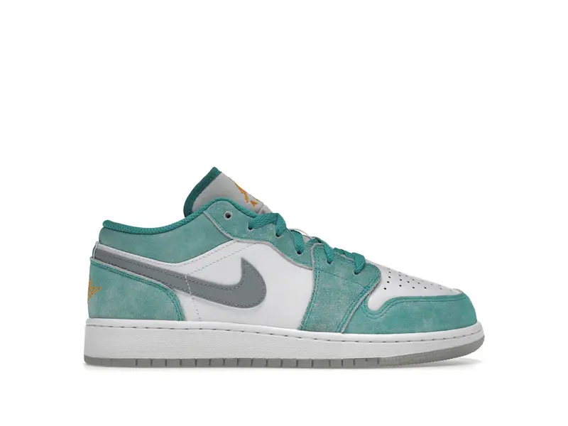 Jordan 1 Low SE New Emerald