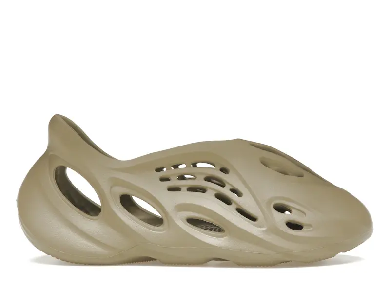 Yeezy Foam RNNR Stone Salt
