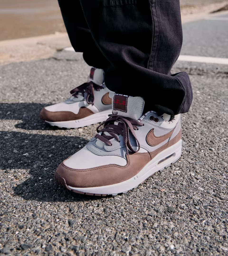 /browse/nike/nike-air-max-1-premium-shima-shima-2023