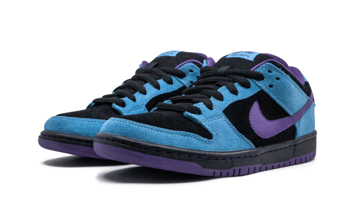 Nike Dunk SB Low Skeletor - Image 1