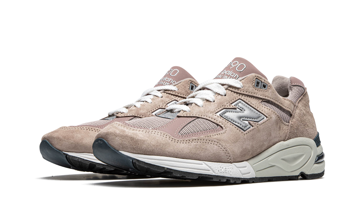 New Balance 990v2 Kithstrike Rose - Image 1