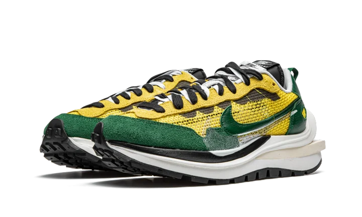 Nike Vaporwaffle Sacai Tour Yellow Stadium Green - Image 1
