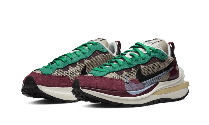 Nike Vaporwaffle Sacai Villain Red Neptune Green - Image 1