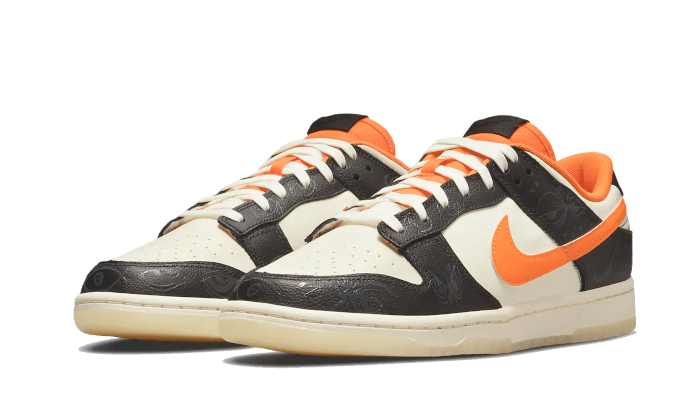 Nike Dunk Low PRM Halloween (2021) - Image 1