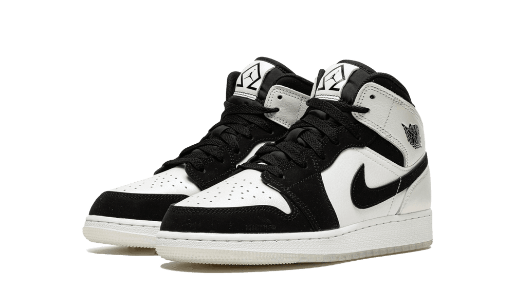 Jordan 1 Mid Diamond Shorts (GS) - Image 1