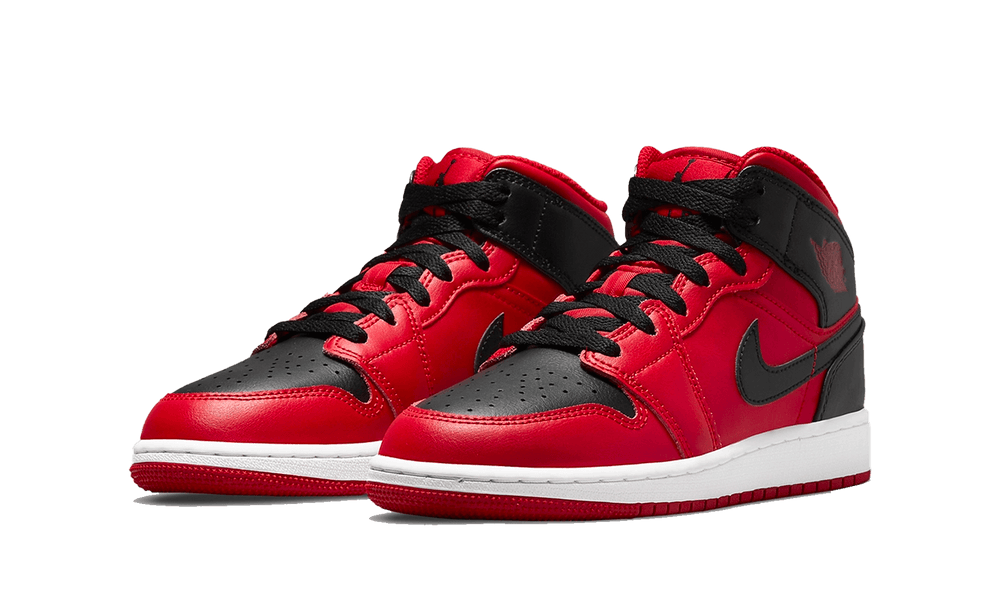 Jordan 1 Mid Reverse Bred (2021) (GS) - Image 1