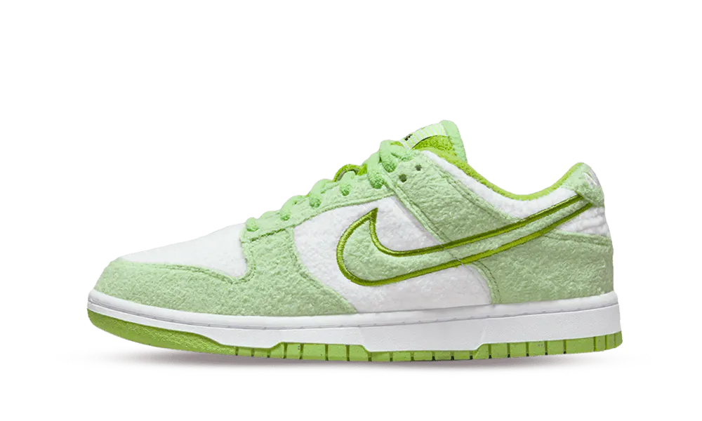 Nike Dunk Low SE Fleece Pack Honeydew (W)