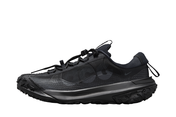 Nike ACG Mountain Fly 2 Low Triple Black