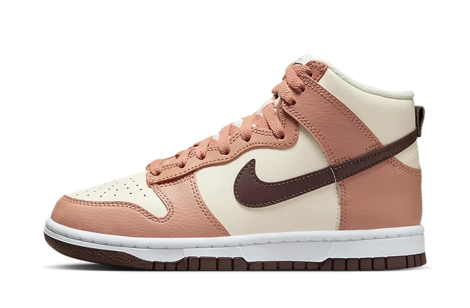 Nike Dunk High Dusted Clay (W)