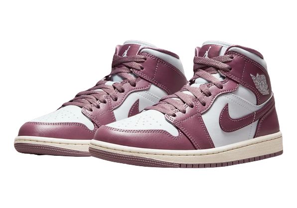 Air Jordan 1 Mid (W) - Image 1