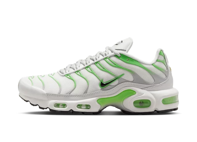 Nike Air Max Plus WMNS 'Green Strike' (W)
