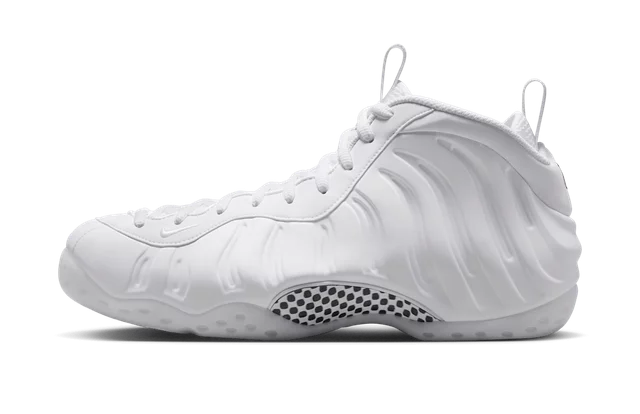 Nike Air Foamposite One Triple White